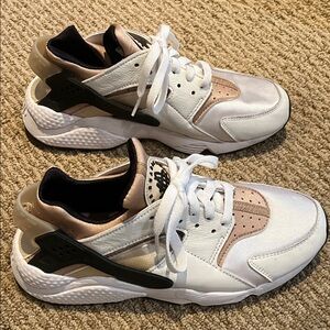 Nike White and Tan Women's Sneakers